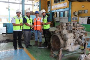 Pendidikan Vokasi, United Tractors Semen Gresik Hibahkan Alat Praktik kepada Politeknik Semen Indonesia (POLTEKSI)